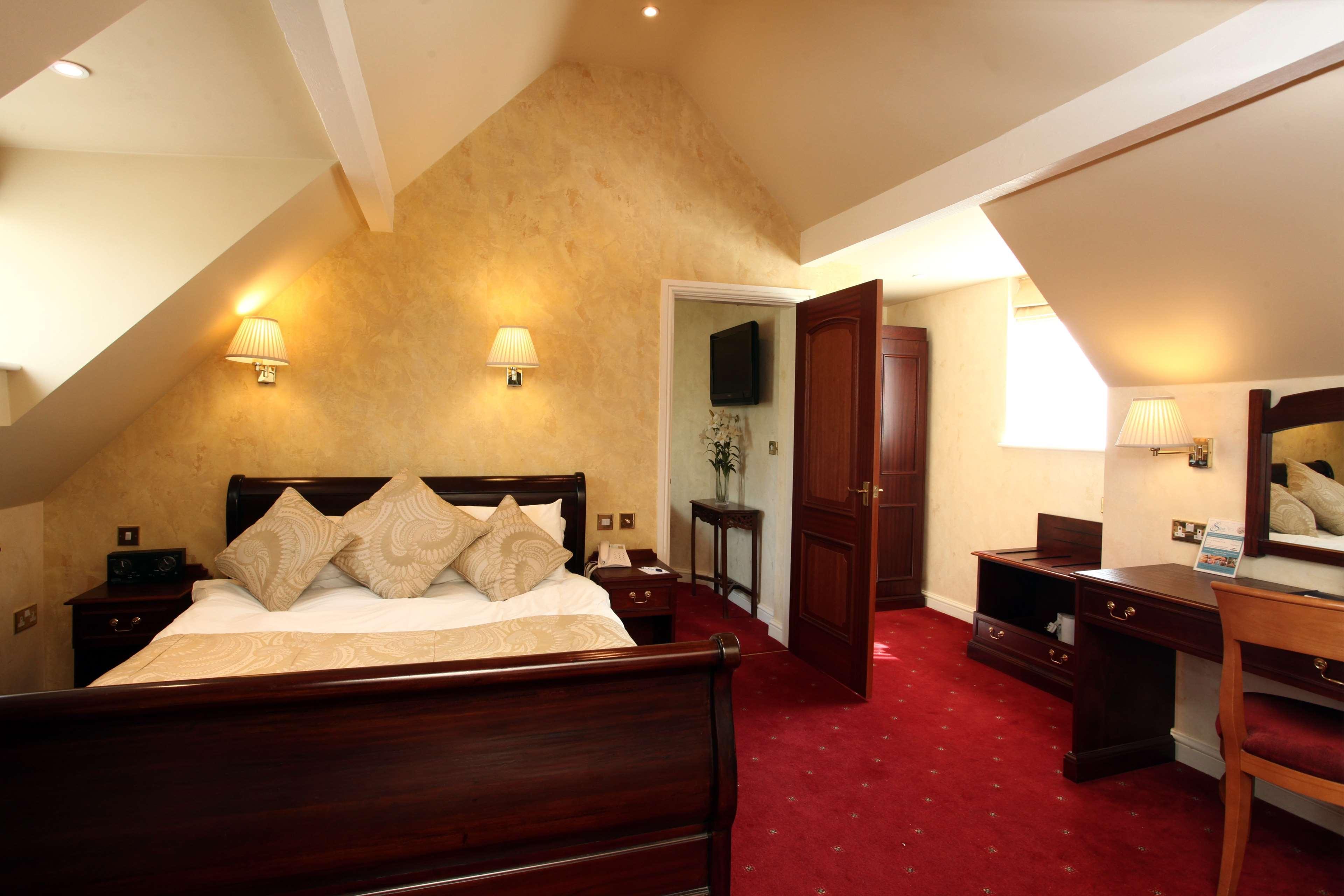 Moor Hall &