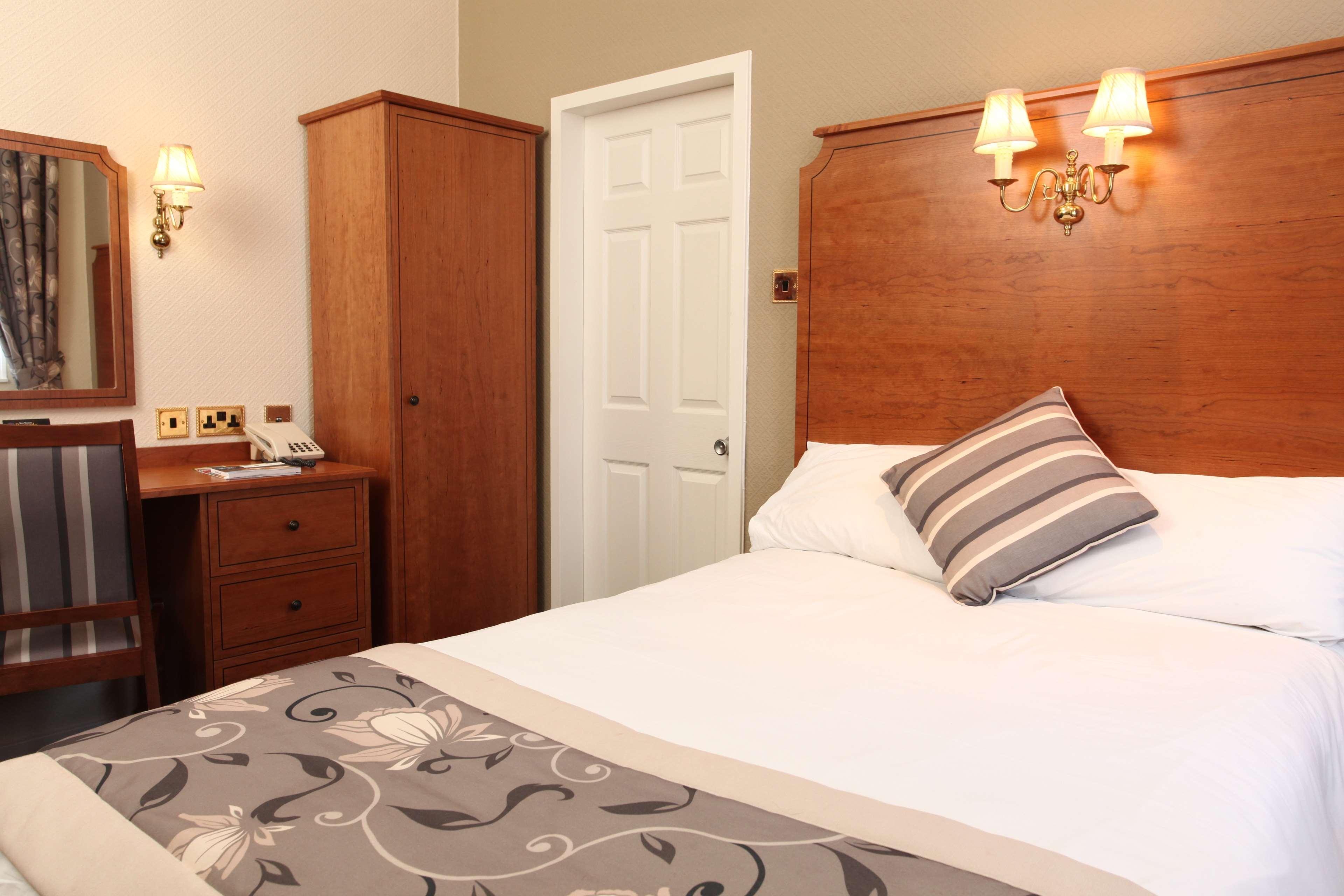 Moor Hall & Hotel