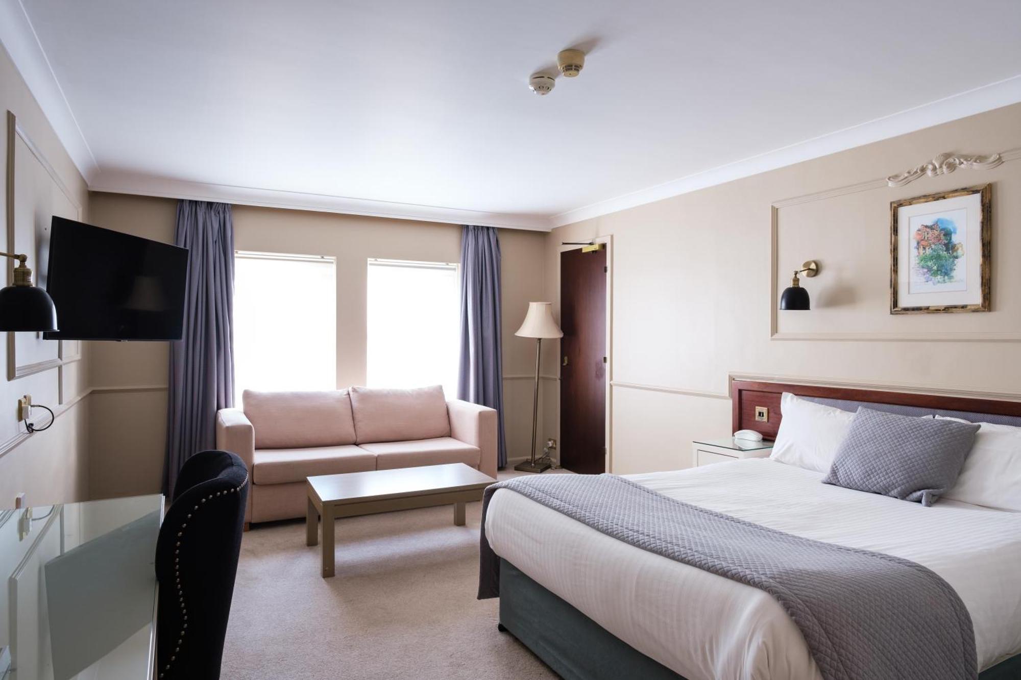Moor Hall & Hotel